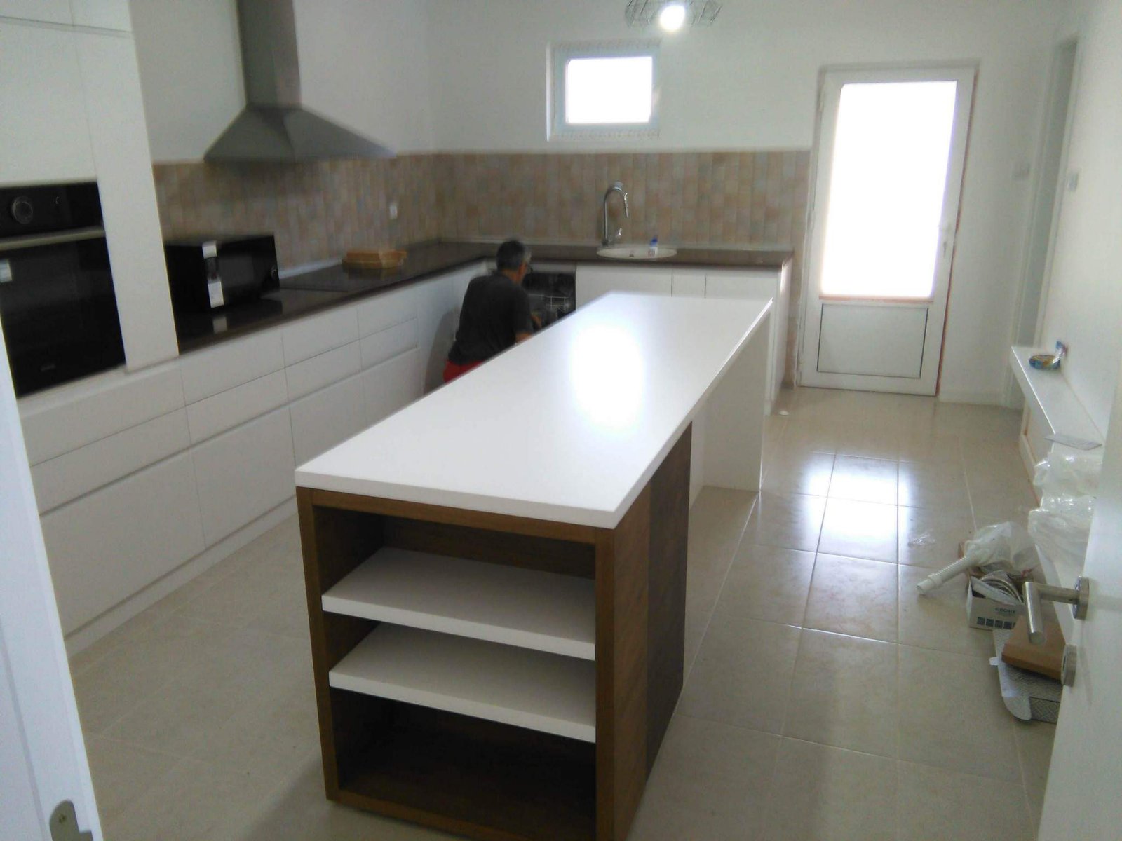 Thumbnail [100%x225]