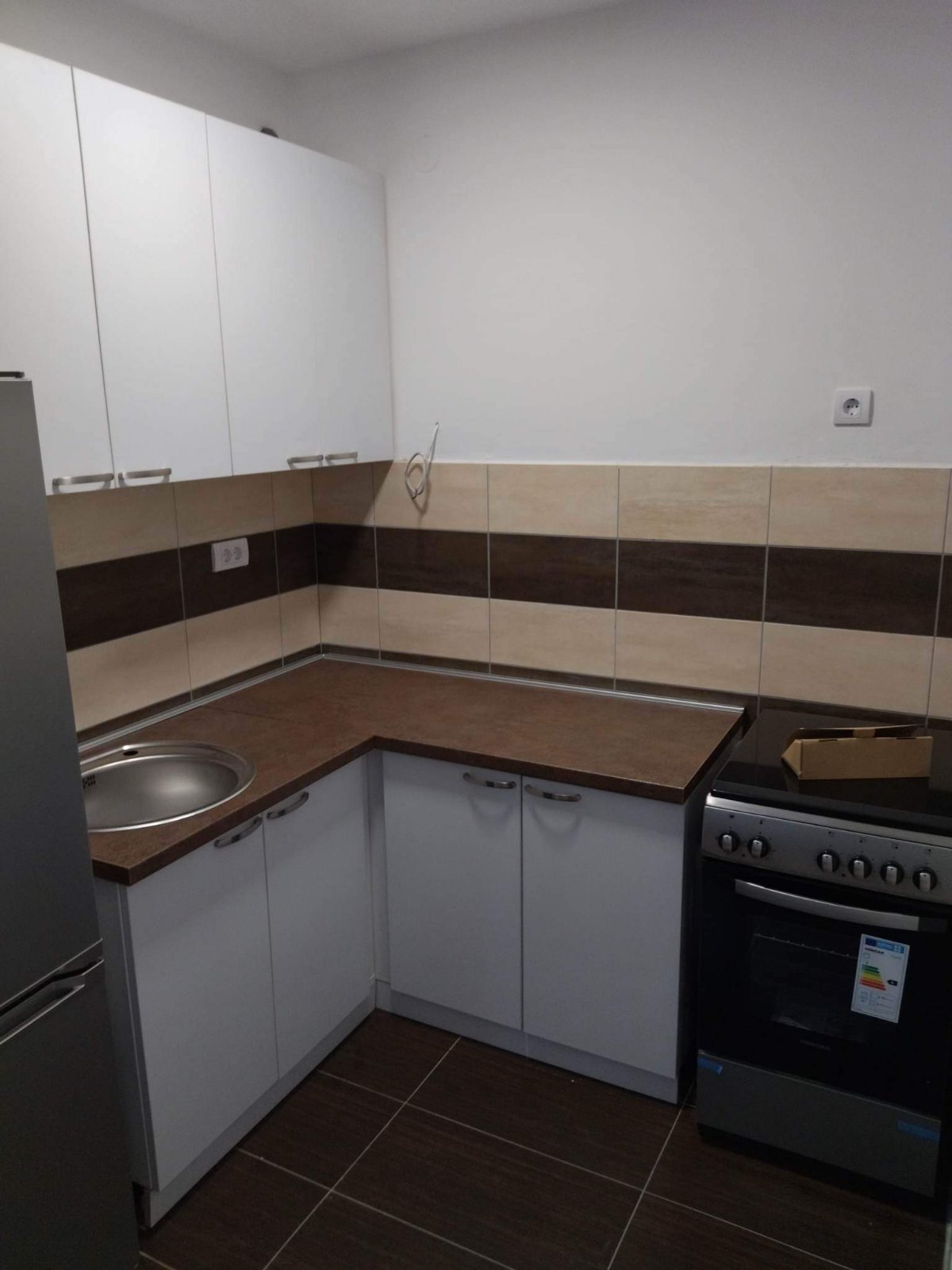 Thumbnail [100%x225]