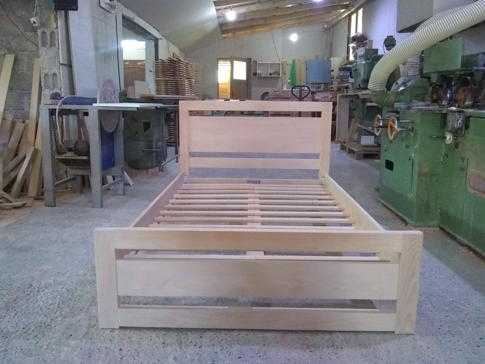 Thumbnail [100%x225]