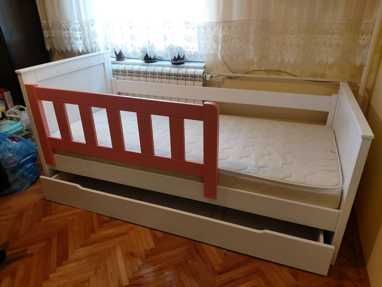 Thumbnail [100%x225]