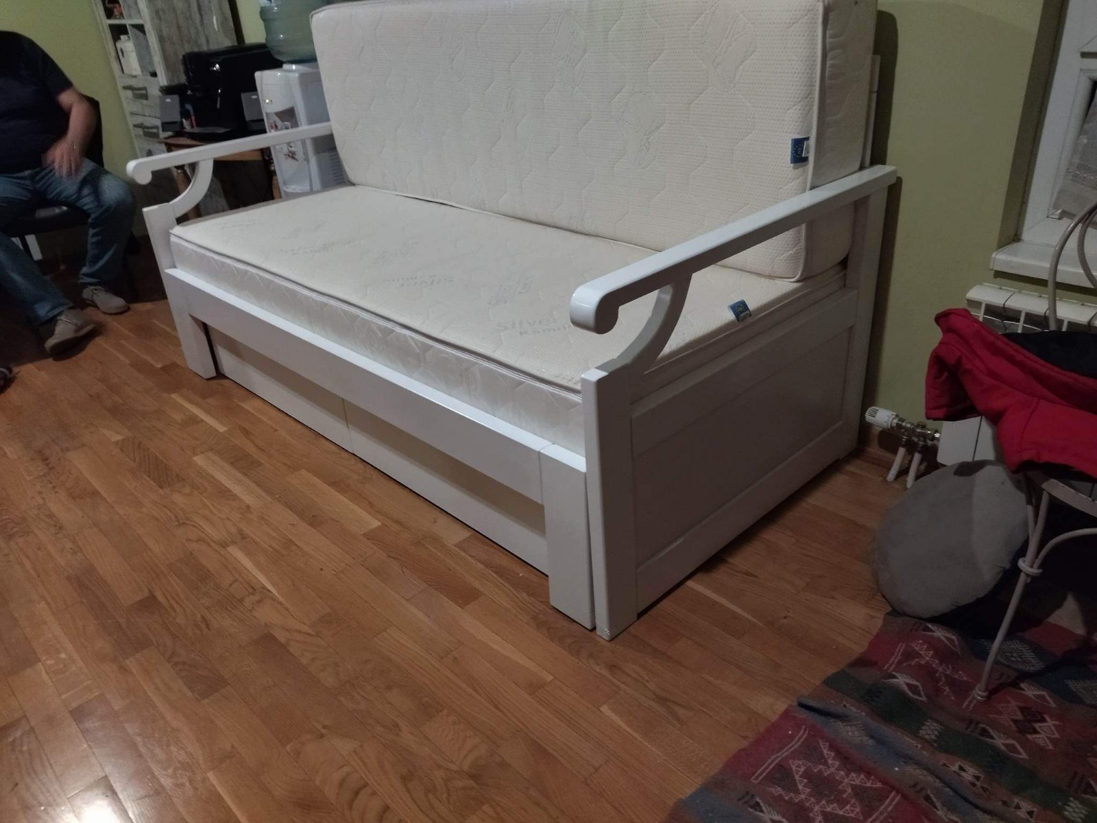 Thumbnail [100%x225]