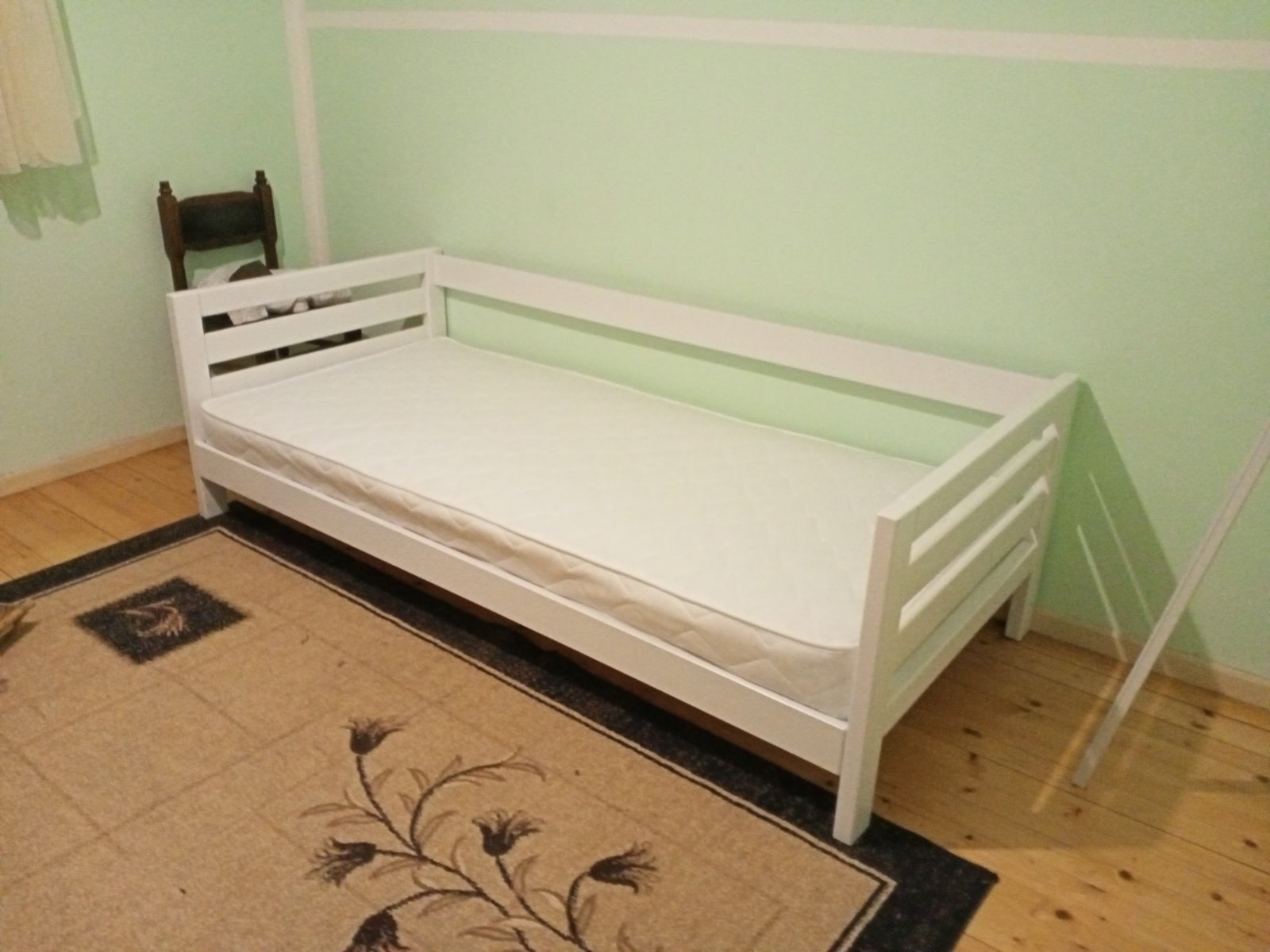 Thumbnail [100%x225]