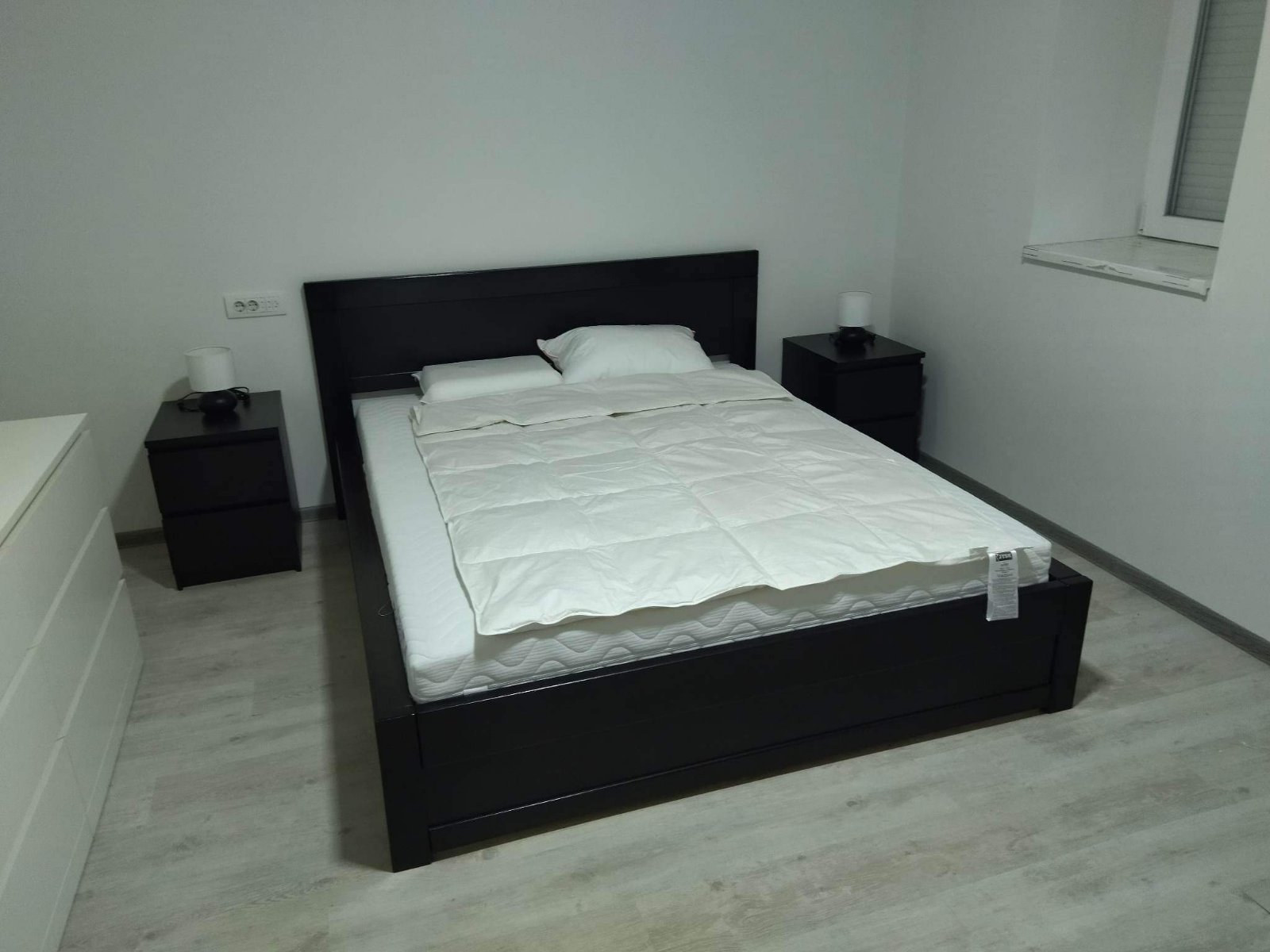 Thumbnail [100%x225]