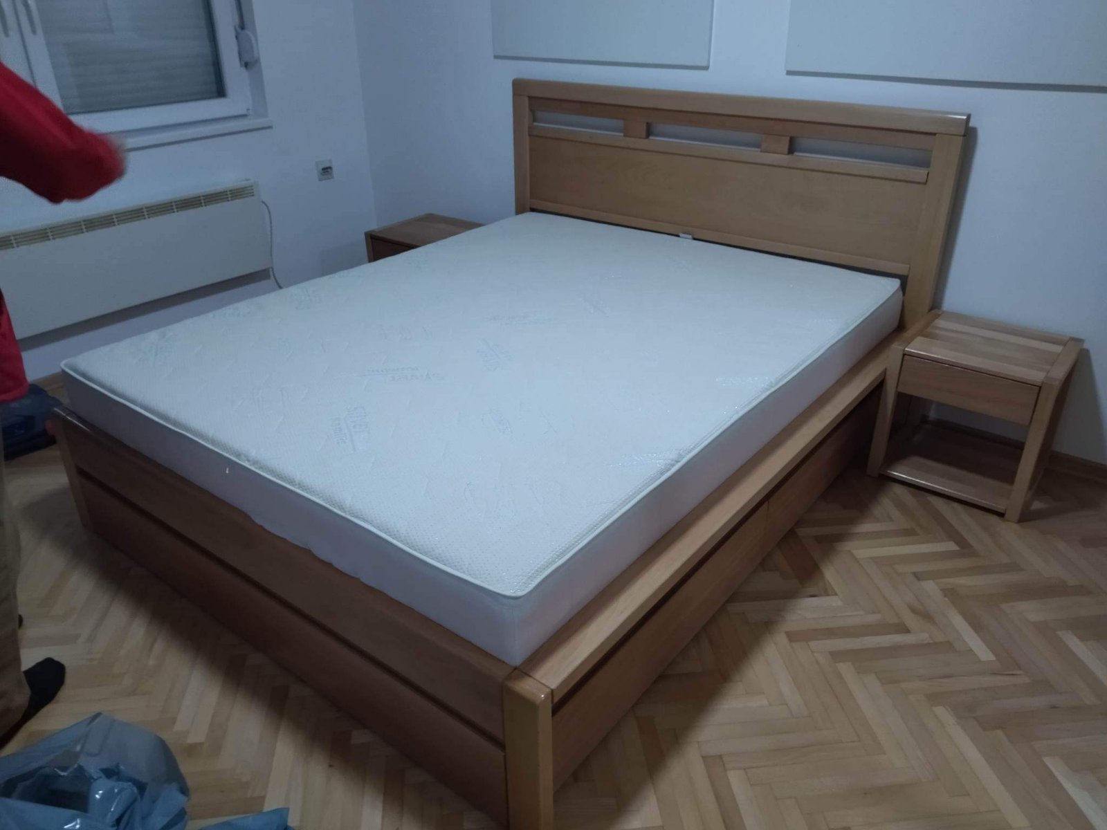 Thumbnail [100%x225]